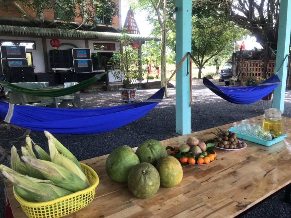 Homestay Tay Xa Trang Bom Buitenkant foto