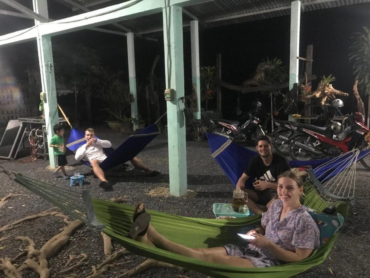 Homestay Tay Xa Trang Bom Buitenkant foto