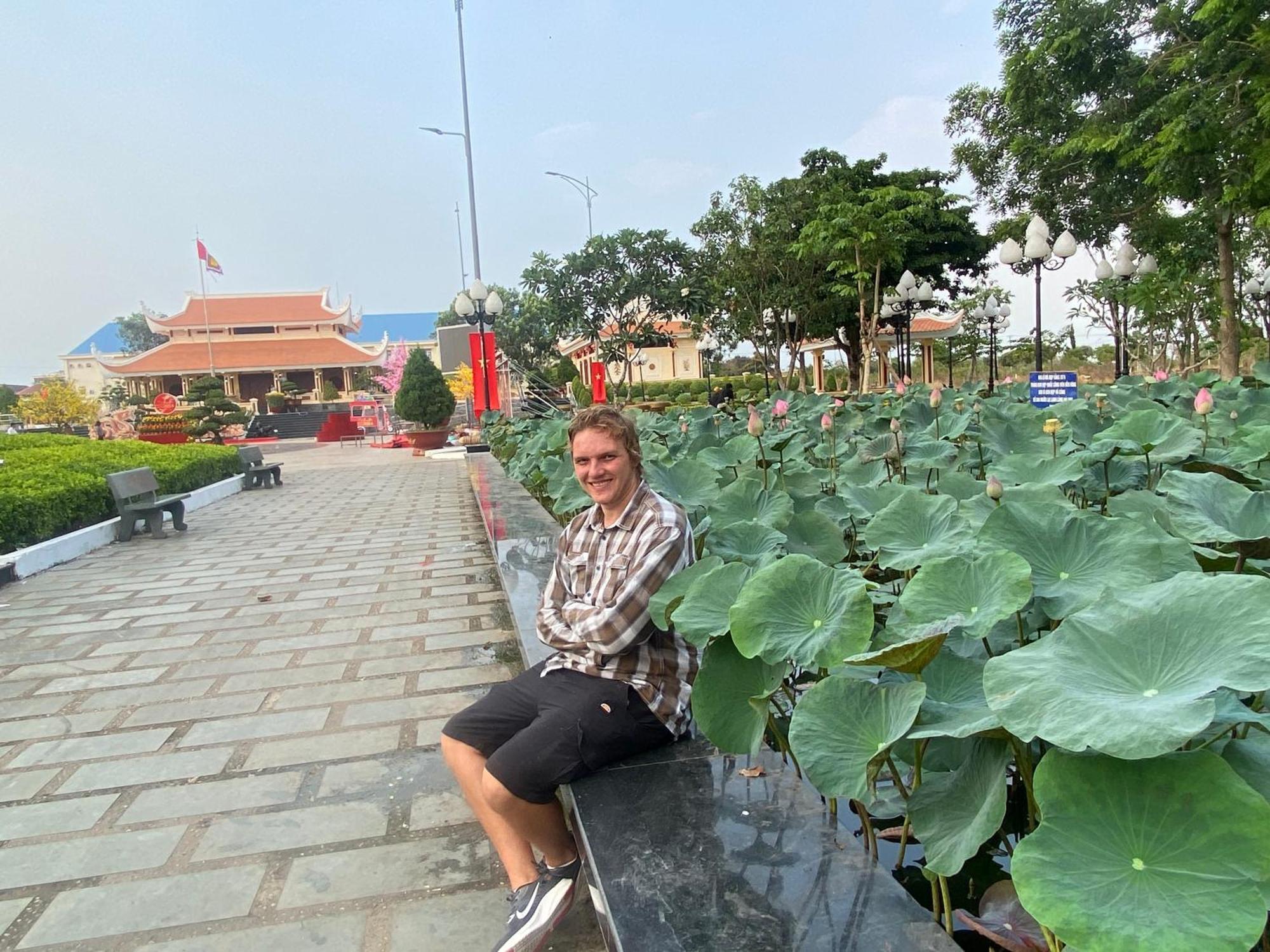 Homestay Tay Xa Trang Bom Buitenkant foto