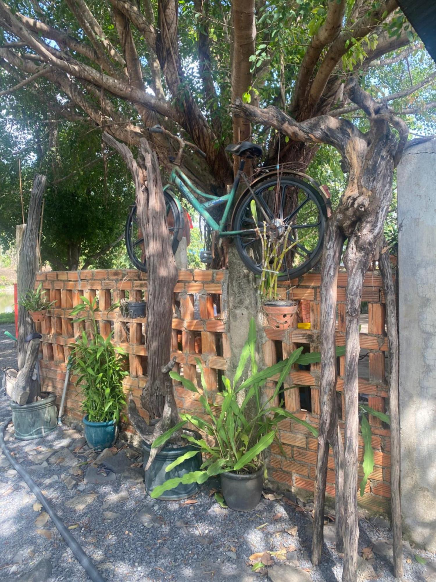 Homestay Tay Xa Trang Bom Buitenkant foto